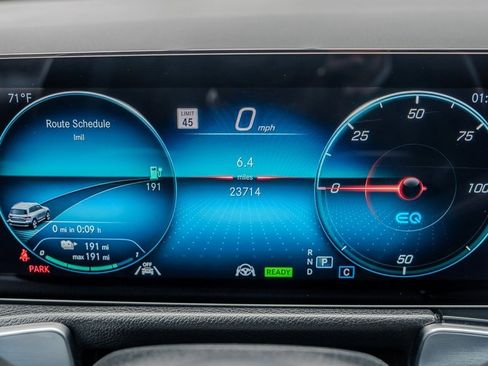 Used 2023 Mercedes-Benz EQB 350 4MATIC SUV w/ Pinnacle Package image 10