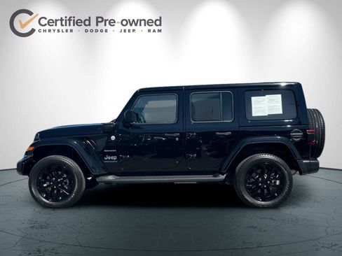 Used 2023 Jeep Wrangler Unlimited Sahara AWD/4WD image 7