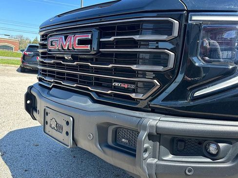 Used 2025 GMC Sierra 1500 AT4X AWD/4WD image 12