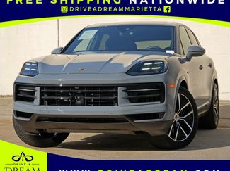 Used 2025 Porsche Cayenne E-Hybrid w/ Premium Package Plus AWD/4WD video 1