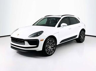 New 2026 Porsche Macan AWD/4WD video 1