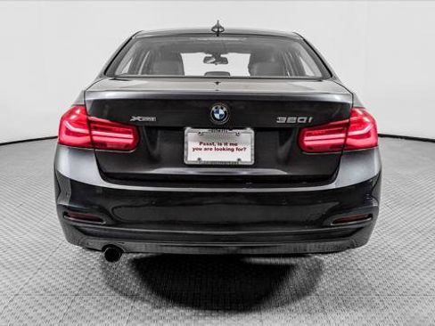 Used 2016 BMW 320i xDrive Sedan AWD/4WD image 7