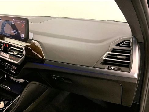 Certified 2024 BMW X4 xDrive30i image 23