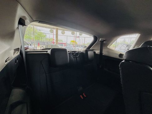 Used 2019 Volkswagen Tiguan SE w/ Panoramic Sunroof Package FWD image 30