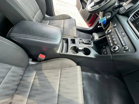 Used 2020 Kia Sportage LX AWD/4WD image 36