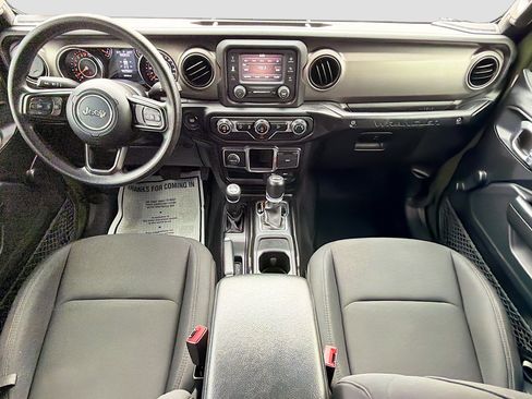 Used 2020 Jeep Wrangler Unlimited Sport image 14