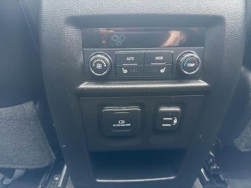 Used 2020 Chevrolet Traverse Premier w/ Redline Edition image 19