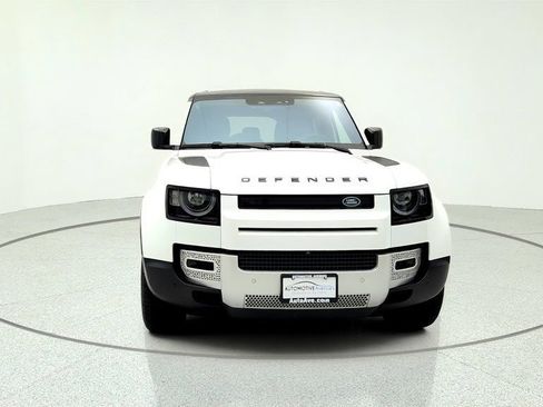 Used 2020 Land Rover Defender 110 SE AWD/4WD image 2