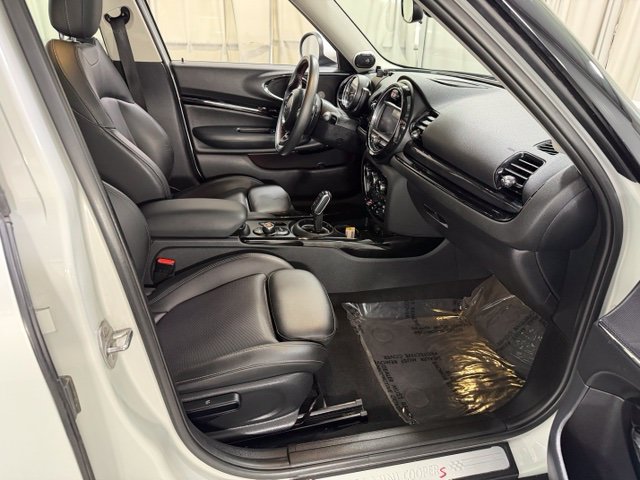 Used 2020 MINI Cooper Clubman S w/ Storage Package FWD image 11