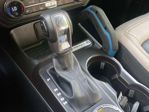 Used 2024 Ford Bronco Wildtrak image 29