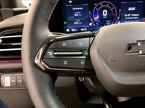 Used 2025 Chevrolet Traverse RS w/ LPO, Floor Liner Package AWD/4WD image 27