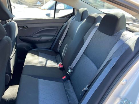 Used 2025 Nissan Versa SV image 34