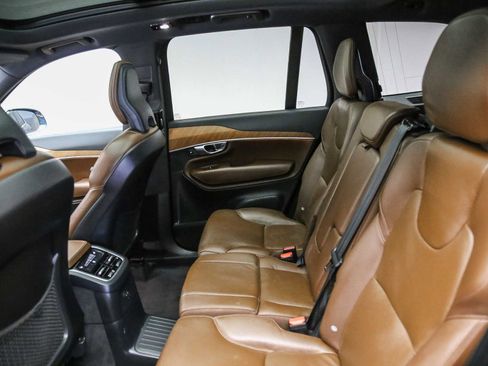 Used 2023 Volvo XC90 T8 Plus AWD/4WD image 19