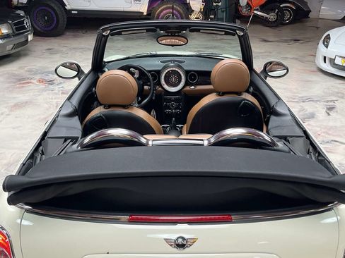 Used 2014 MINI Cooper S FWD image 19