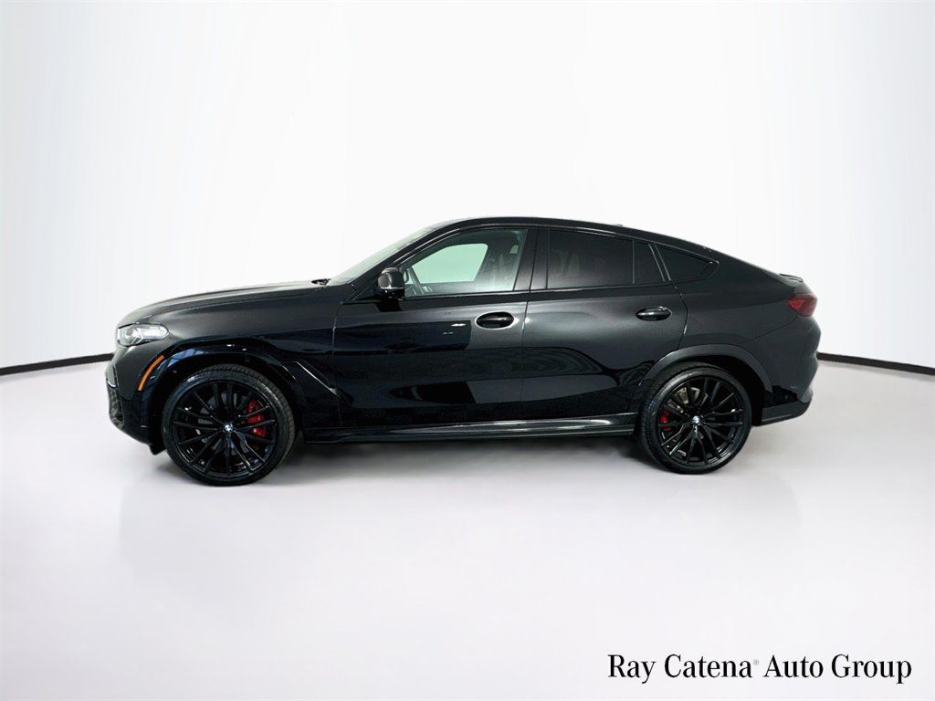 Used 2025 BMW X6 M60i AWD/4WD image 4