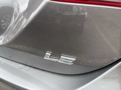 Used 2021 Toyota Camry LE FWD image 6