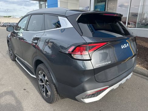 Used 2023 Kia Sportage EX AWD/4WD image 7