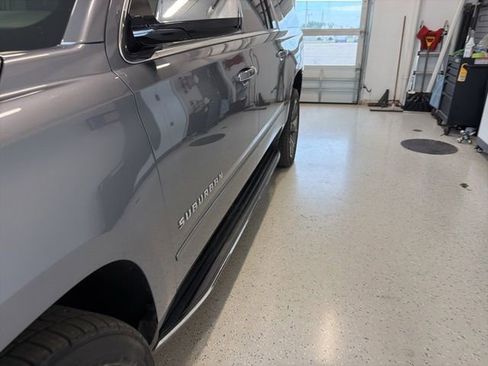 Used 2018 Chevrolet Suburban Premier AWD/4WD image 7