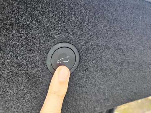 Used 2024 Tesla Model S Plaid image 68