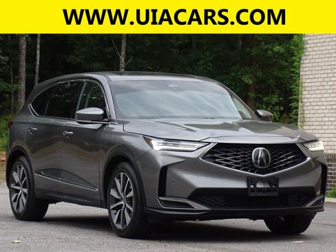 Used 2025 Acura MDX SH-AWD w/ Technology Package image 4