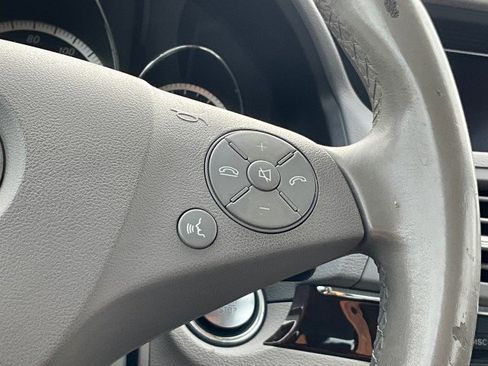 Used 2011 Mercedes-Benz E 350 Cabriolet image 22