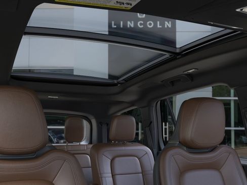 New 2026 Lincoln Aviator Reserve AWD/4WD image 22