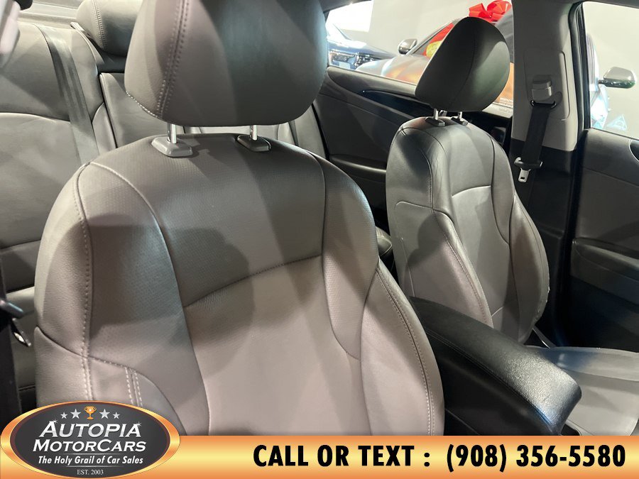 Used 2012 Hyundai Sonata Limited FWD image 14
