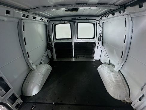 Used 2022 Chevrolet Express 2500 w/ Driver Convenience Package image 14