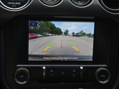 Used 2020 Ford Mustang Shelby GT500 w/ Technology Package RWD image 38