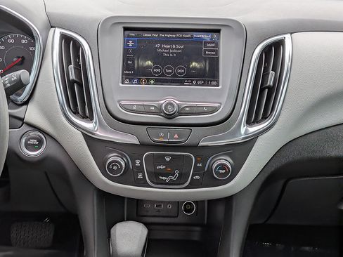 Certified 2024 Chevrolet Equinox LS w/ Midnight Edition FWD image 37