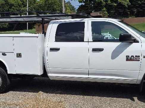 Used 2016 RAM 2500 Tradesman w/ Popular Equipment Group AWD/4WD image 2