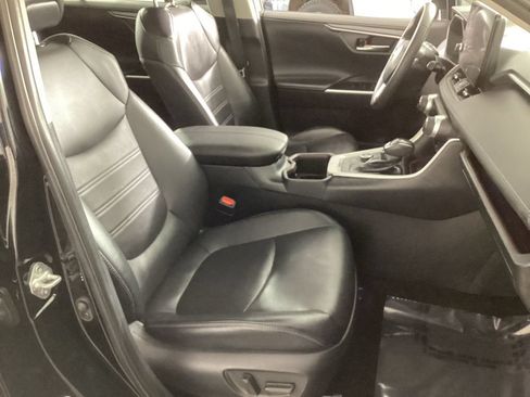 Used 2024 Toyota RAV4 Limited AWD/4WD image 20
