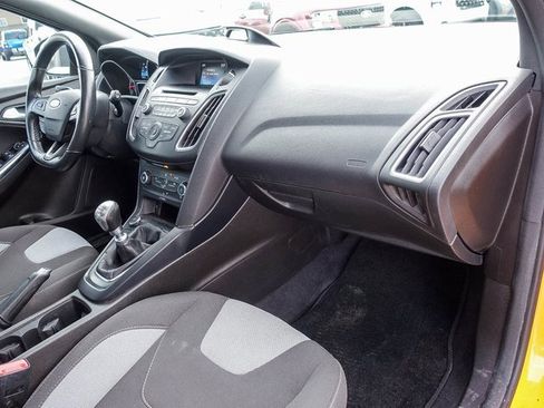 Used 2016 Ford Focus ST image 24