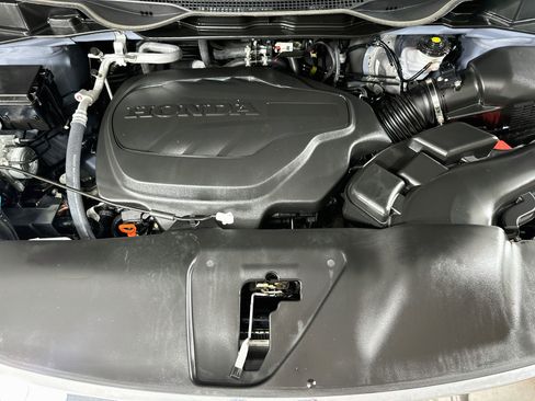 Used 2024 Honda Odyssey Elite image 32