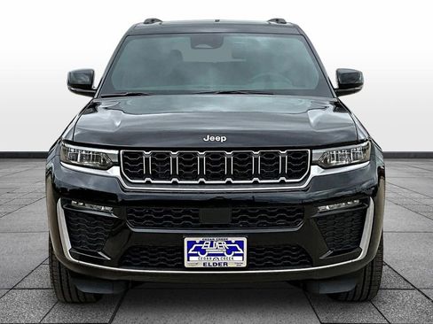 New 2026 Jeep Grand Cherokee L Limited RWD image 5