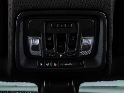 Used 2021 Chevrolet Silverado 2500 LTZ w/ Carhartt Edition image 26