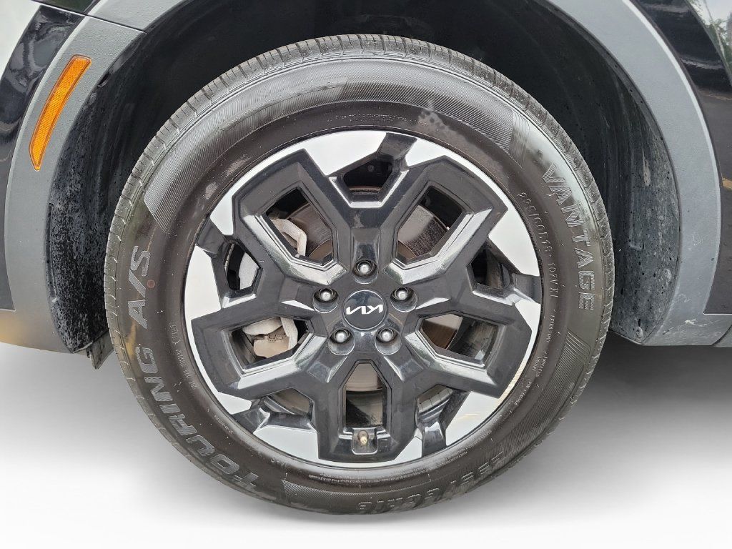 Used 2024 Kia Sorento S FWD image 29