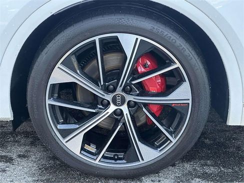 Used 2021 Audi SQ5 Prestige w/ Prestige Package image 10