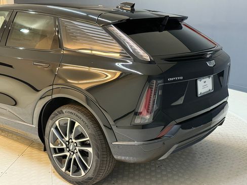 New 2026 Cadillac Optiq Sport 1 AWD/4WD image 21