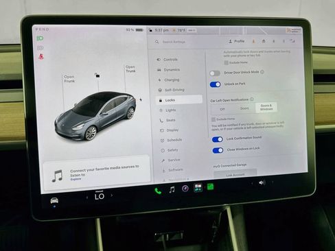 Used 2018 Tesla Model 3 Mid Range RWD image 19
