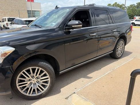 Used 2022 Ford Expedition Max Limited RWD image 6