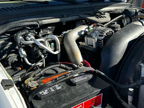 Used 2005 Ford Excursion Eddie Bauer image 91