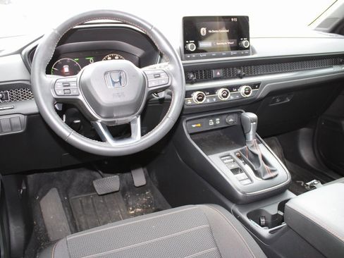 Used 2024 Honda CR-V Sport image 5