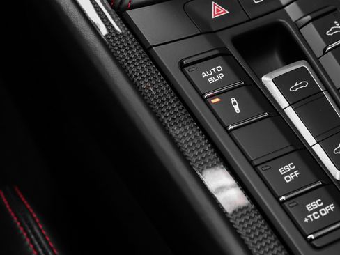 Used 2019 Porsche 911 Speedster image 62