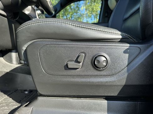 Used 2022 RAM 1500 Sport w/ Rebel Level 2 Equipment Group AWD/4WD image 16