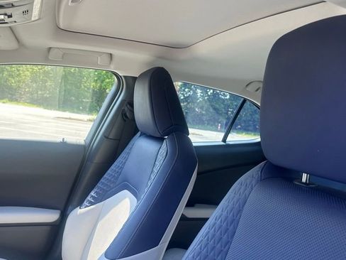 Used 2021 Lexus UX 250h w/ Premium Package AWD/4WD image 14
