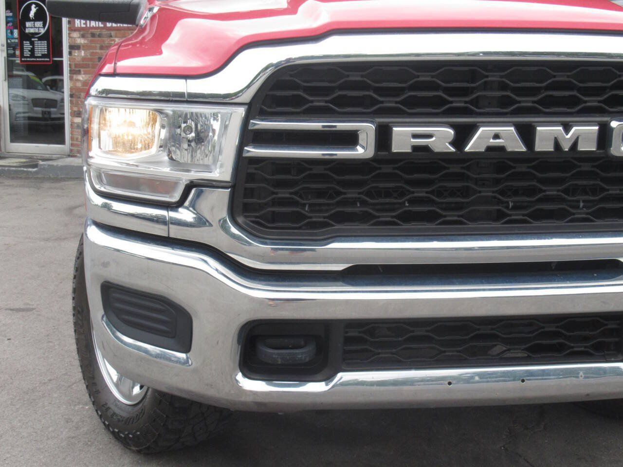 Used 2019 RAM 2500 Tradesman AWD/4WD image 2