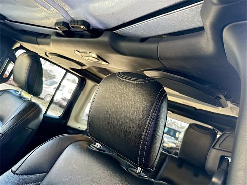 Used 2021 Jeep Wrangler Unlimited Sport image 20