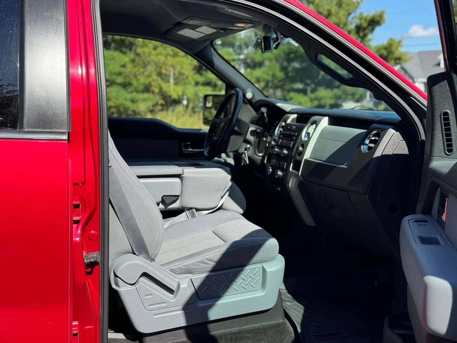Used 2012 Ford F150 XLT w/ XLT Chrome Pkg RWD image 19
