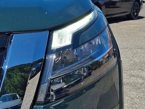 Certified 2023 Nissan Pathfinder SL AWD/4WD image 10